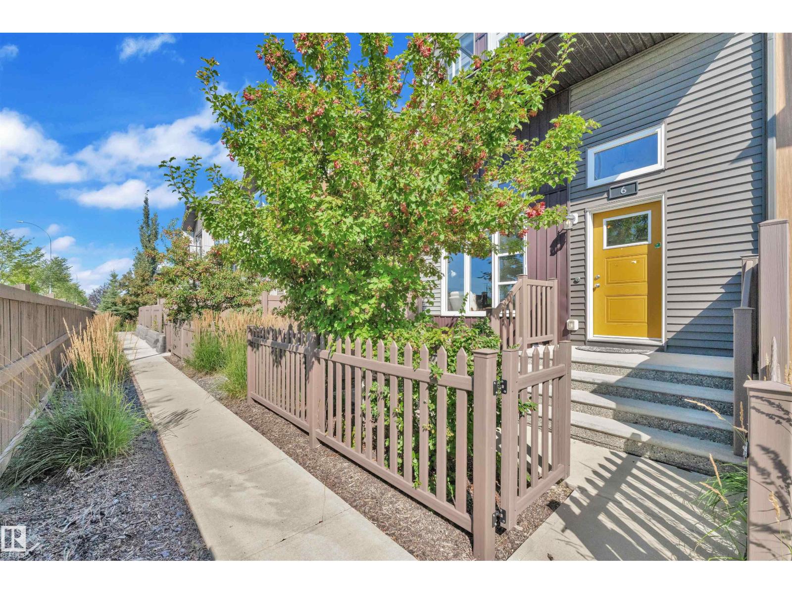 Photo 12 of 6 4470 Prowse Rd Sw, Edmonton AB