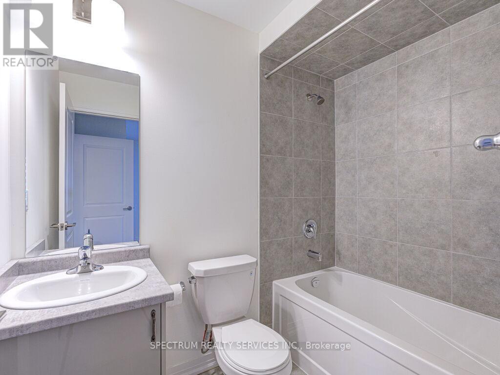 Photo 45 of 44 Dennis Avenue, Brantford ON