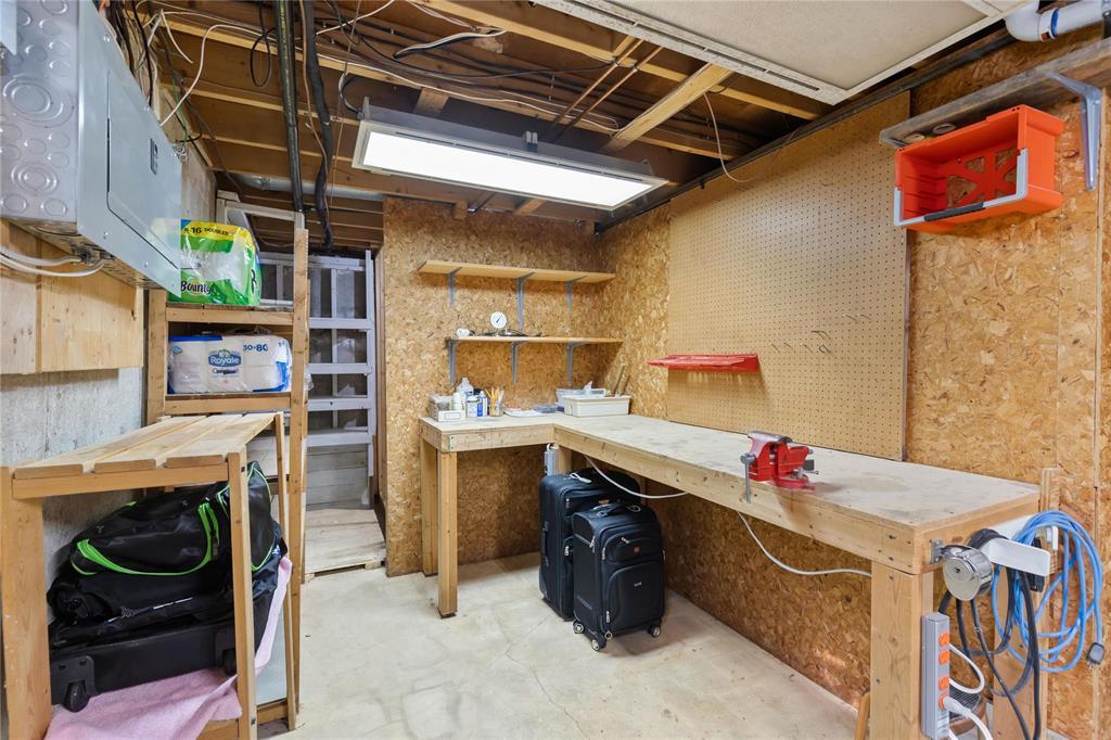Photo 33 of 210 Hazelwood Crescent, Winnipeg MB