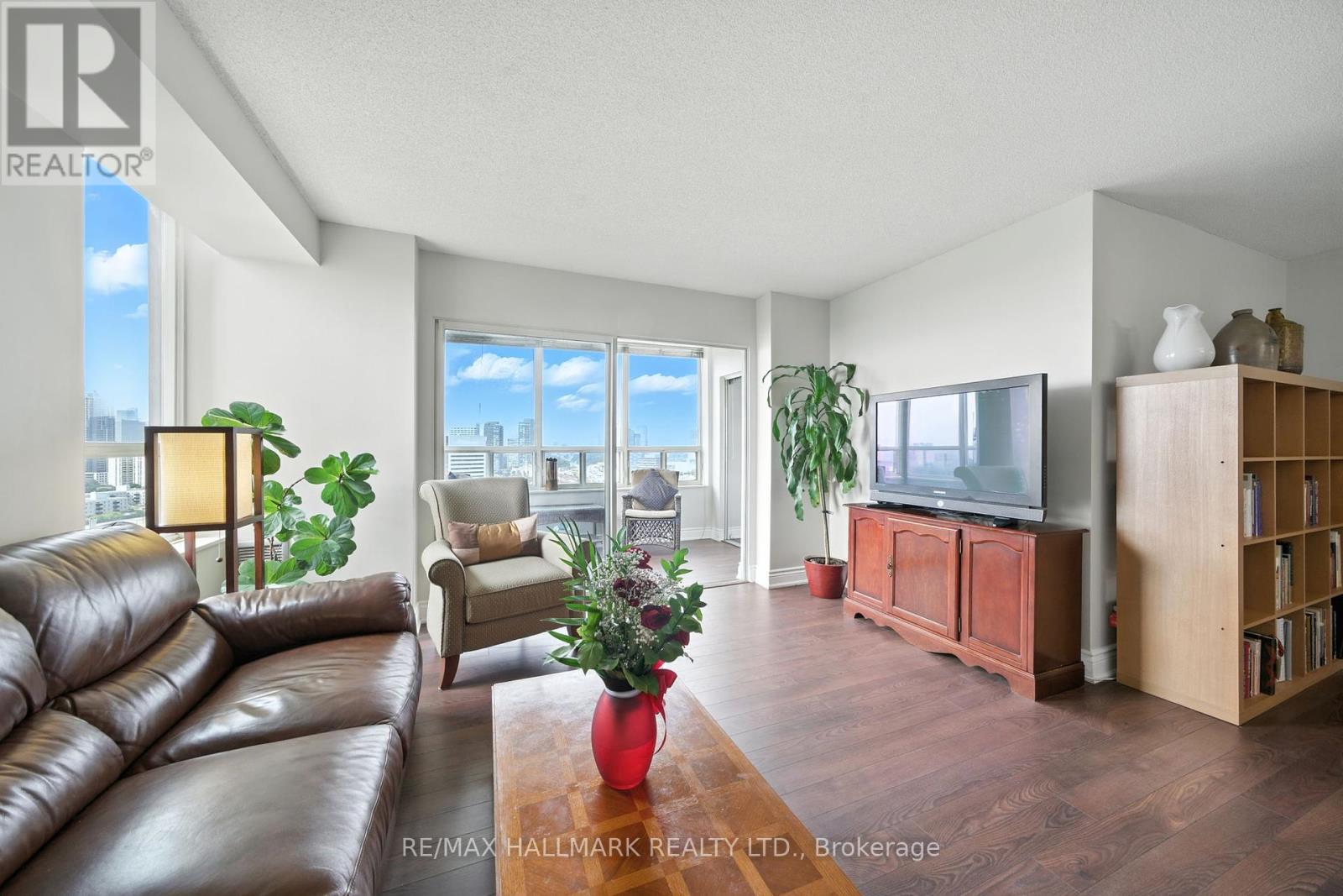 Photo 26 of 2002 215 Wynford Drive, Toronto ON