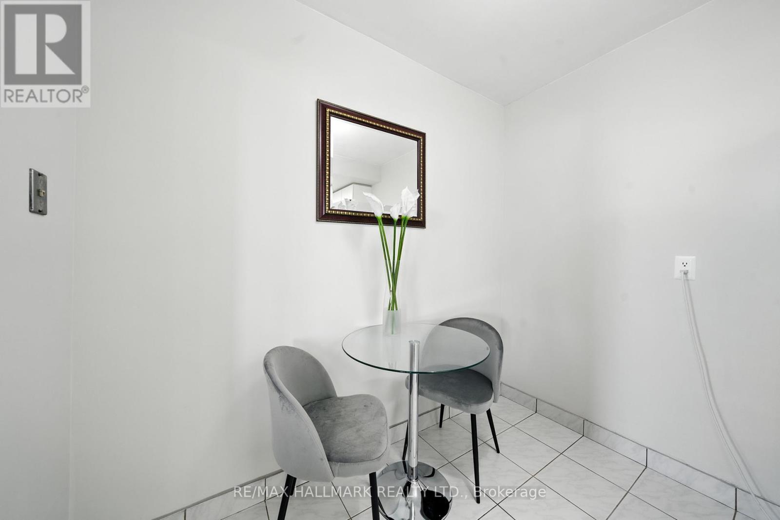 Photo 13 of 2002 215 Wynford Drive, Toronto ON