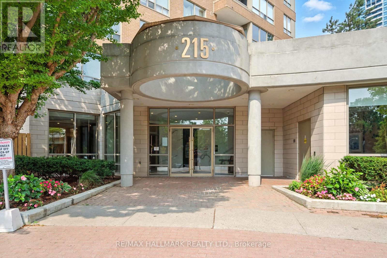 Photo 12 of 2002 215 Wynford Drive, Toronto ON