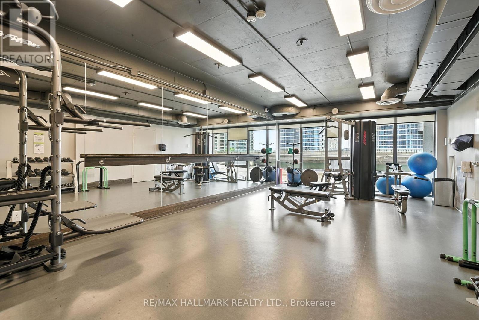 Photo 30 of 301 25 Lower Simcoe Street, Toronto ON