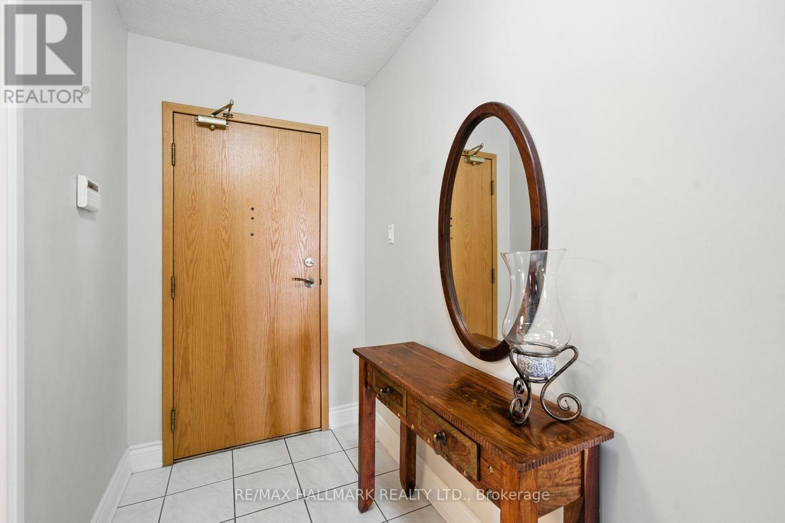Photo 18 of 2002 215 Wynford Drive, Toronto ON