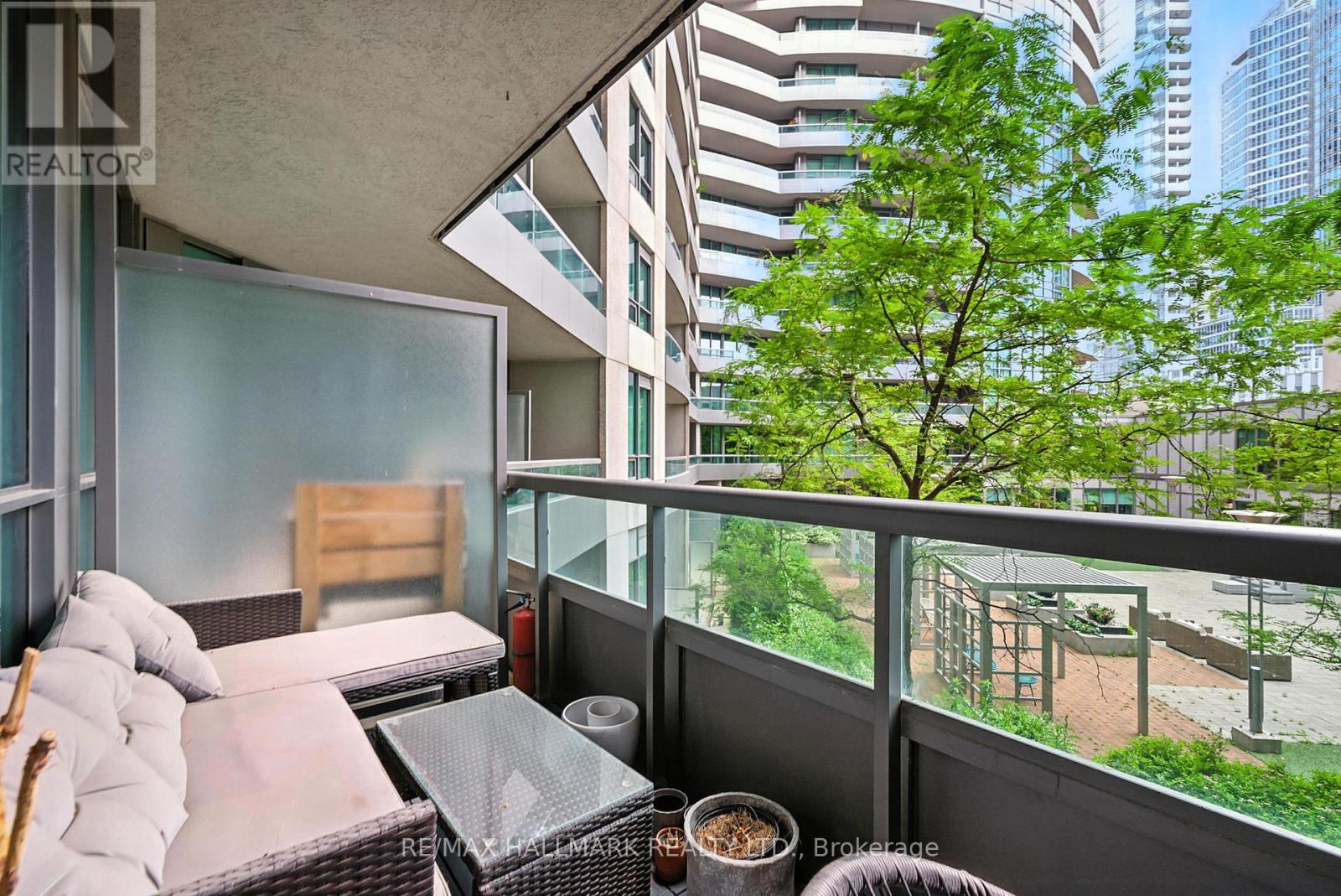 Photo 26 of 301 25 Lower Simcoe Street, Toronto ON