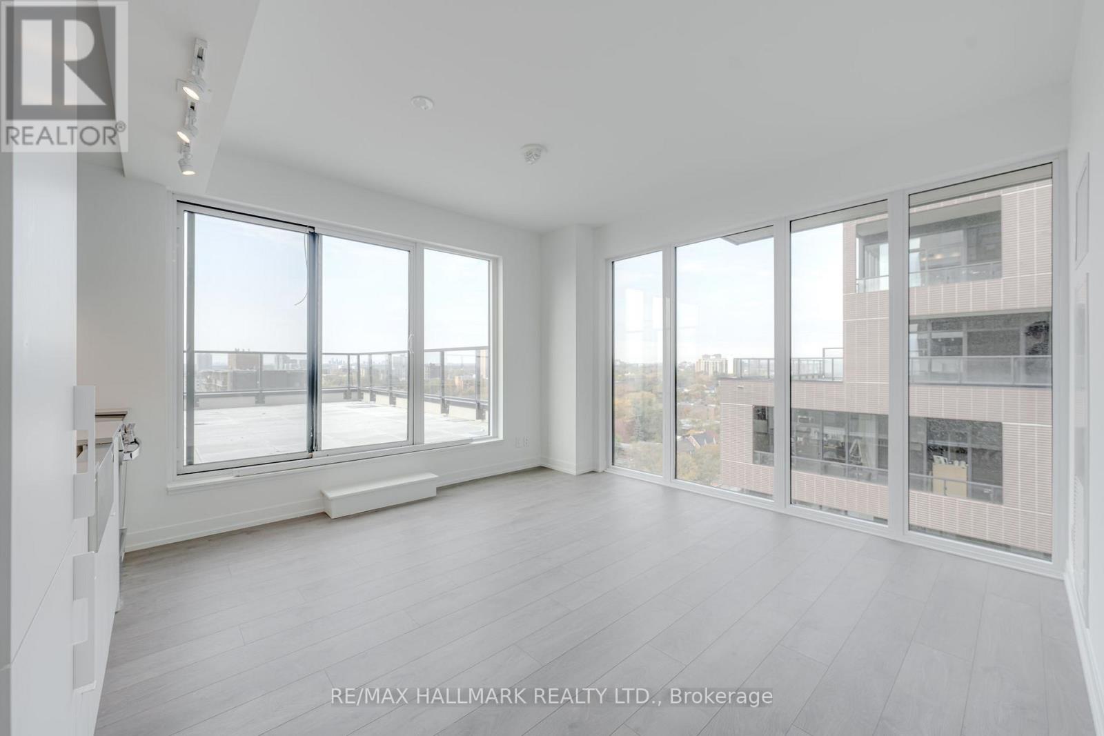 Photo 25 of 1208 270 Dufferin Street W, Toronto ON