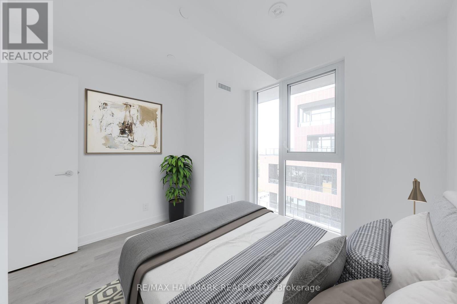Photo 21 of 1208 270 Dufferin Street W, Toronto ON