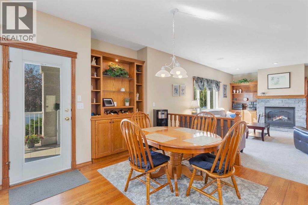 Photo 9 of 16 Ahlstrom Close, Red Deer AB