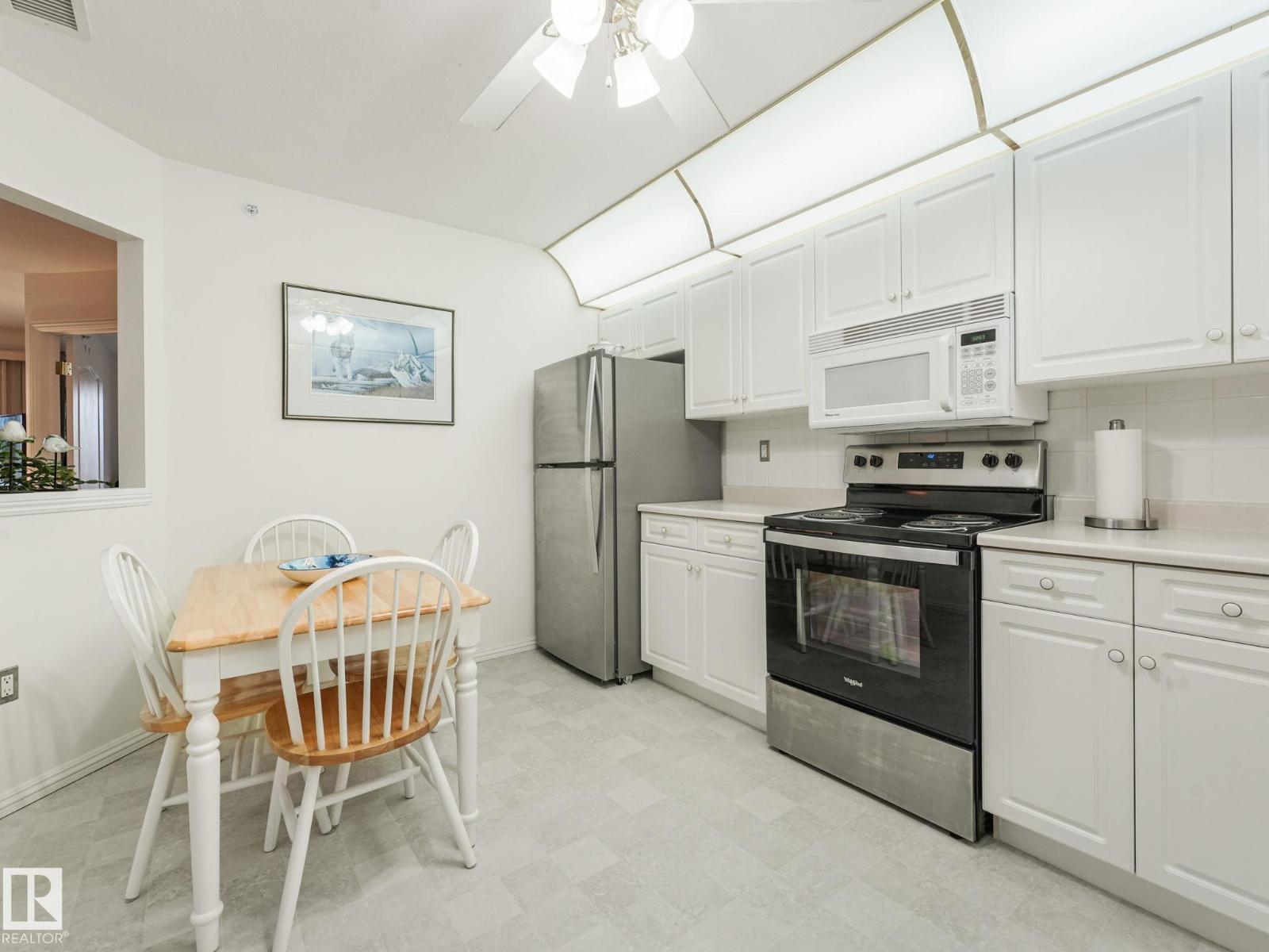 Photo 12 of 303 6220 Fulton Rd Nw, Edmonton AB