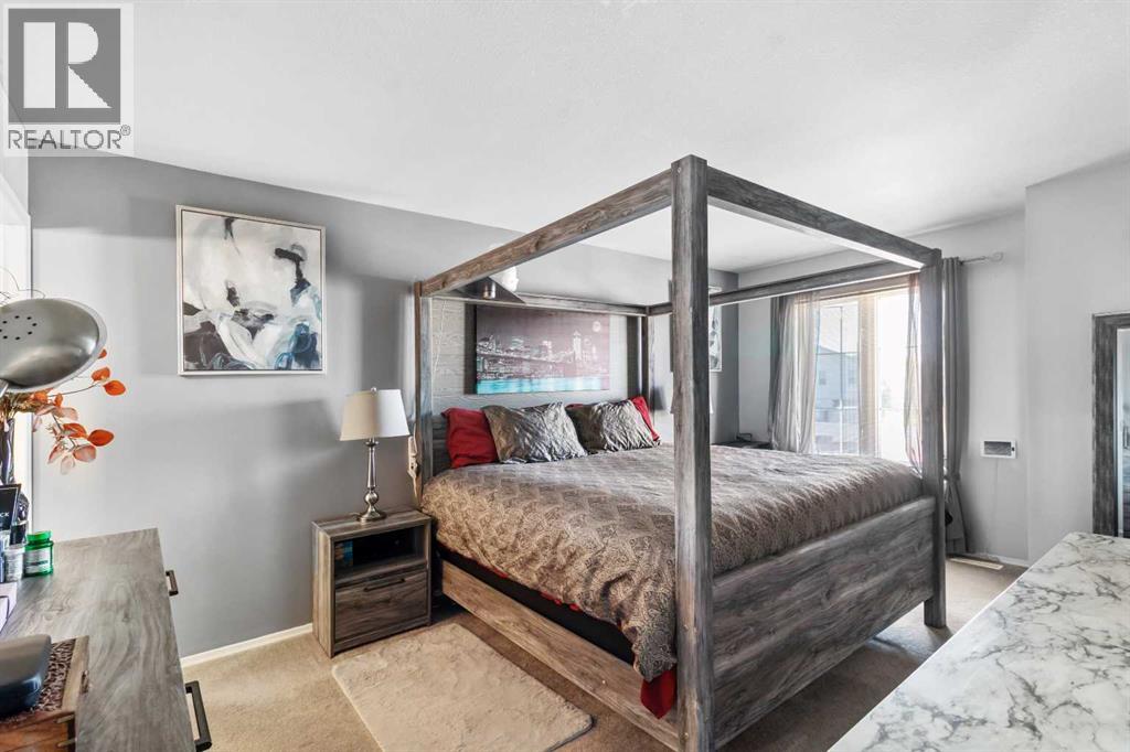 Photo 17 of 32 Oldford Close, Red Deer AB