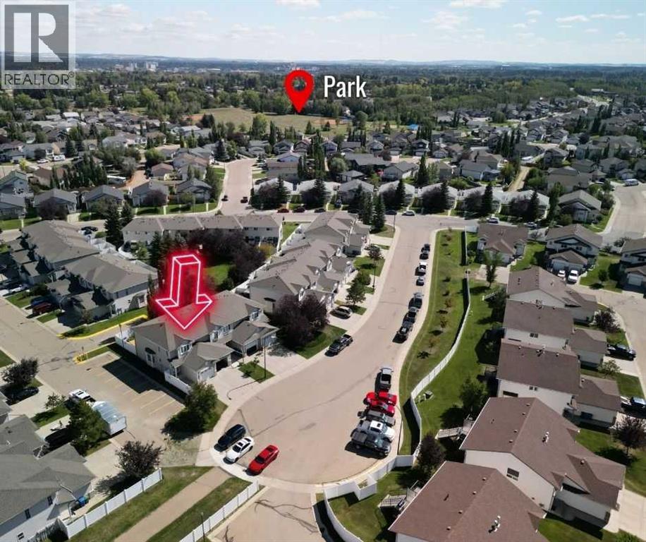 Photo 8 of 32 Oldford Close, Red Deer AB
