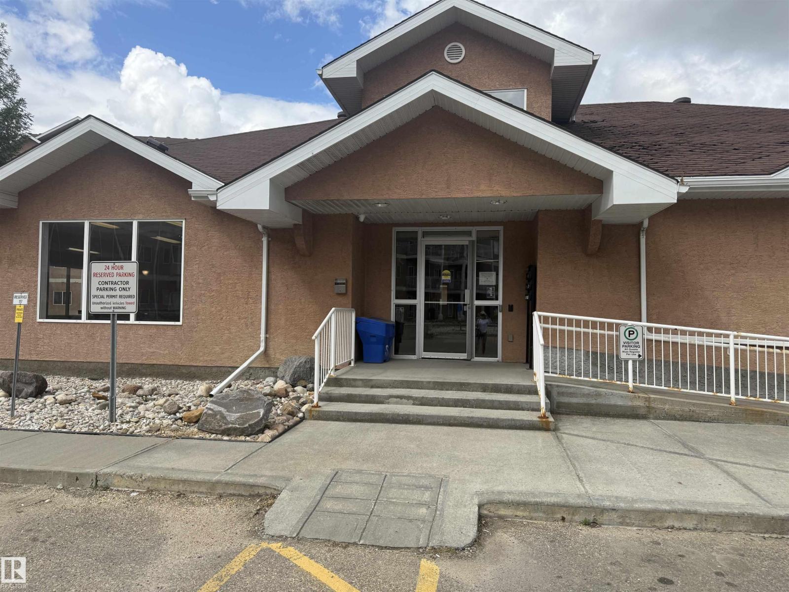 Photo 14 of 322 4304 139 Av Nw, Edmonton AB