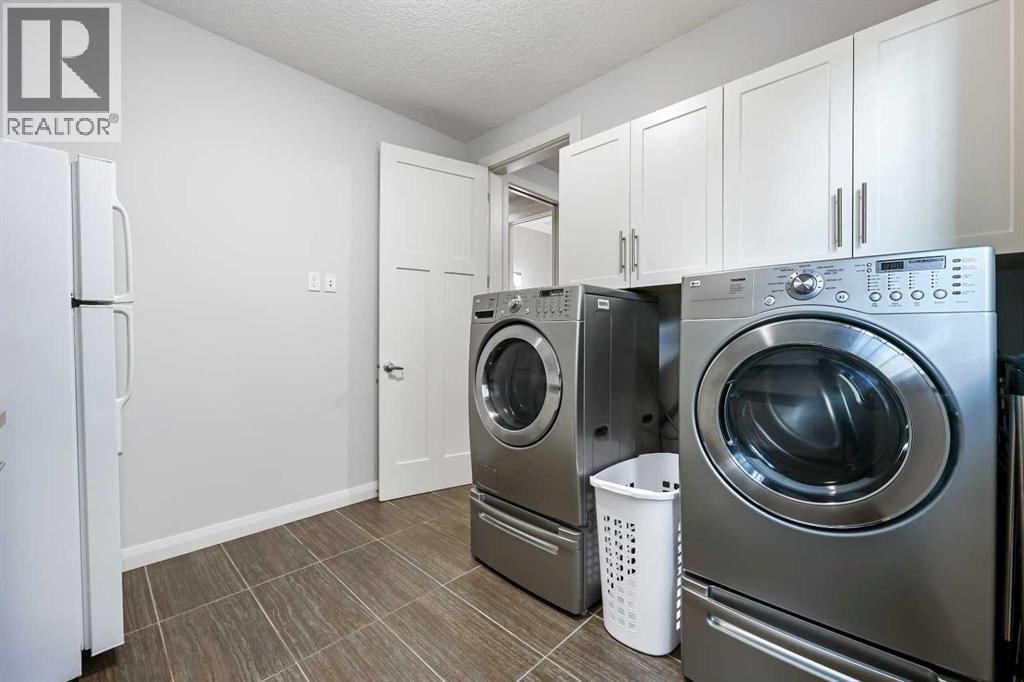 Photo 4 of 39 Cranarch Terrace Se, Calgary AB