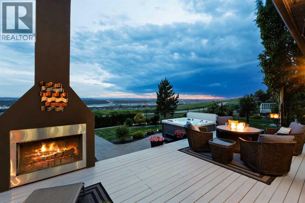 Photo 20 of 39 Cranarch Terrace Se, Calgary AB