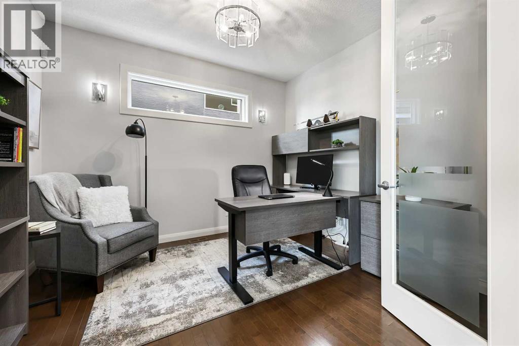 Photo 11 of 39 Cranarch Terrace Se, Calgary AB