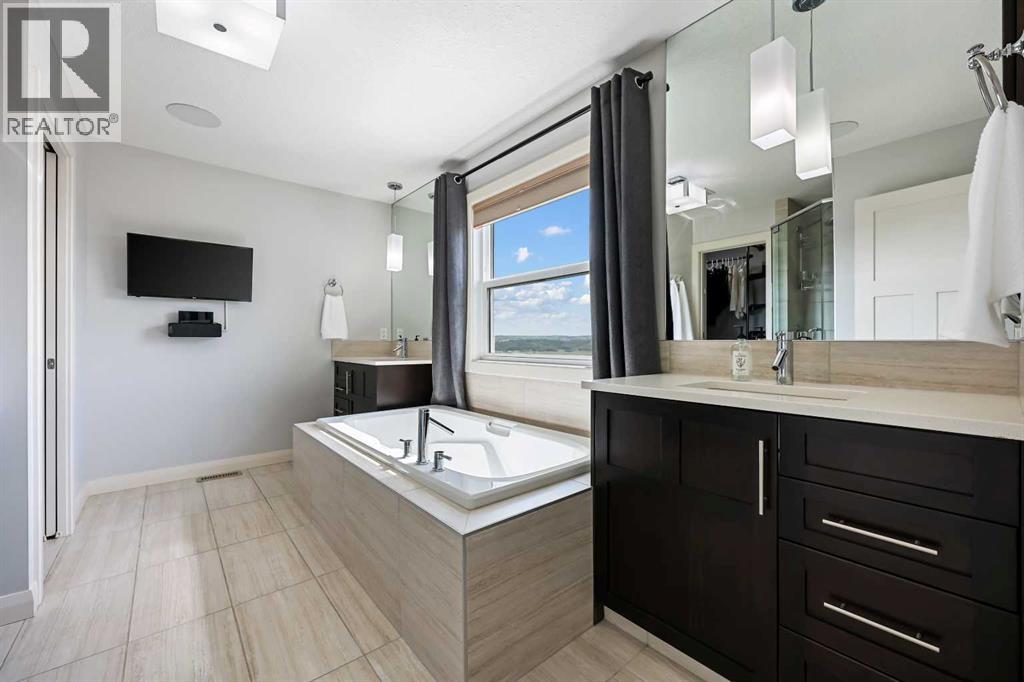 Photo 27 of 39 Cranarch Terrace Se, Calgary AB