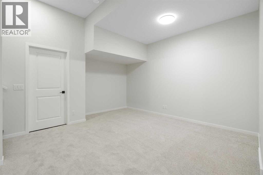 Photo 34 of 938 Livingston View Ne, Calgary AB