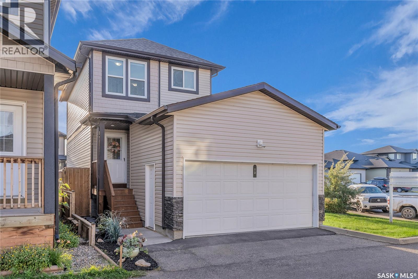 Photo 1 of 12 207 Mccallum Way, Saskatoon SK