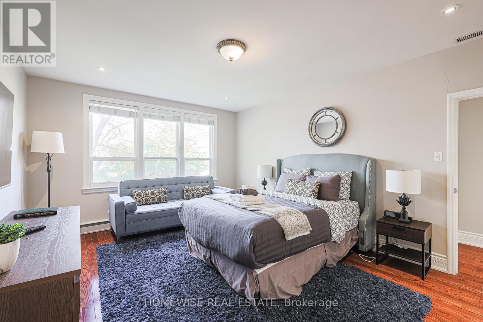 Photo 39 of 4 8 Ridge Hill Drive, Toronto ON