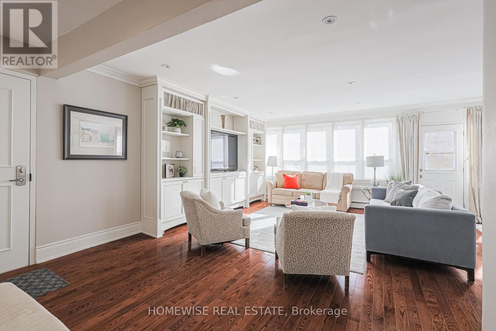 Photo 31 of 4 8 Ridge Hill Drive, Toronto ON