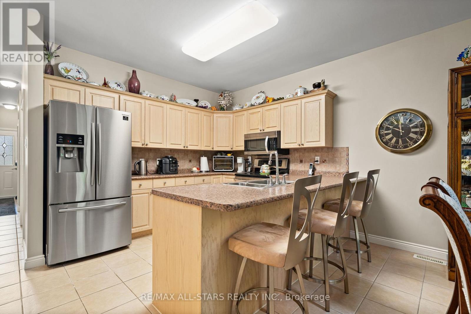 Photo 20 of 84 A Francis Street E, Kawartha Lakes ON