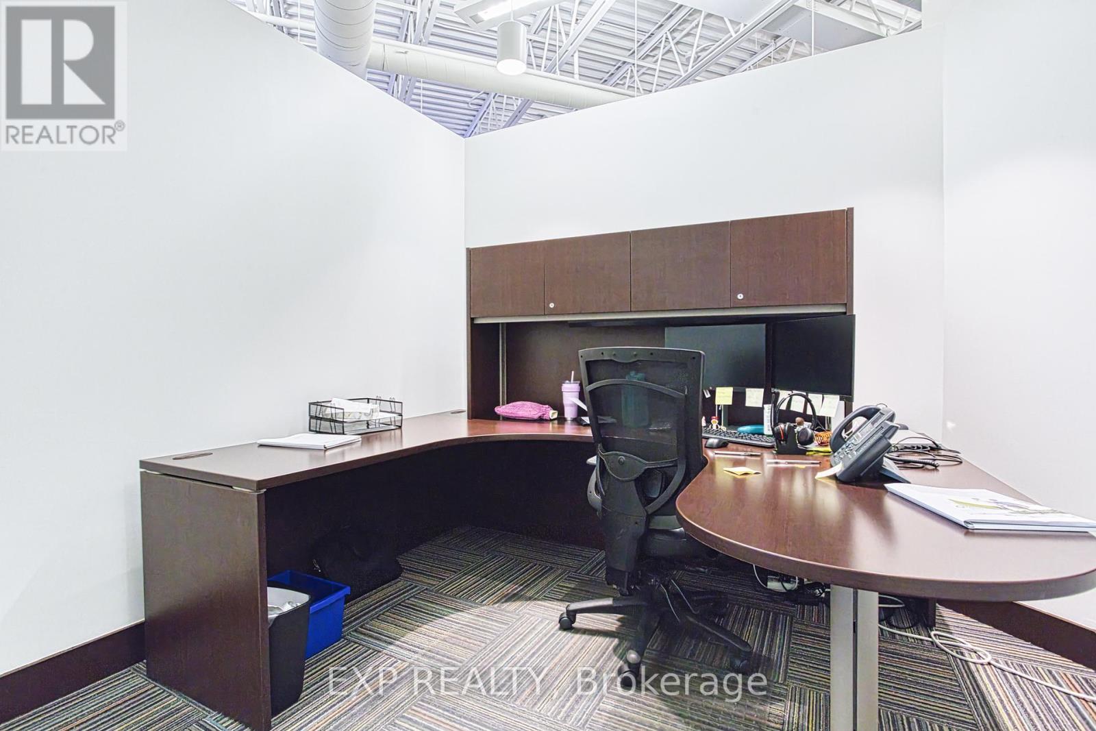 Photo 18 of 105 980 Fraser Drive, Burlington ON