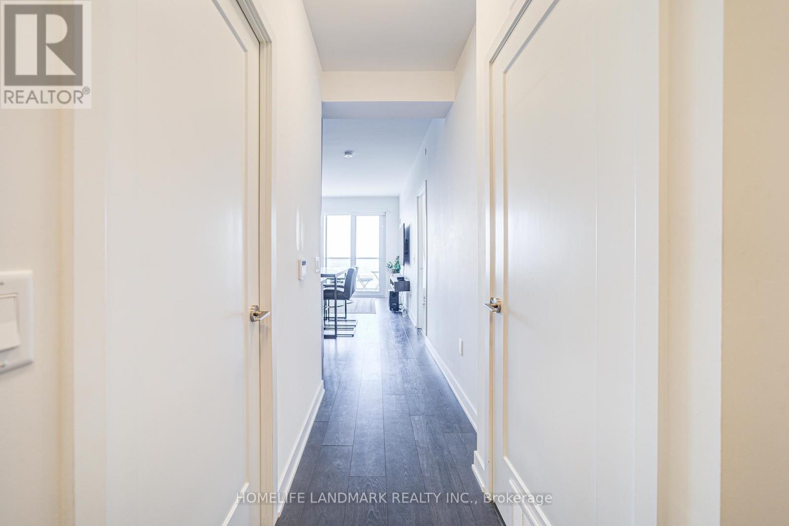 Photo 19 of 2709 105 Oneida Crescent, Richmond Hill ON