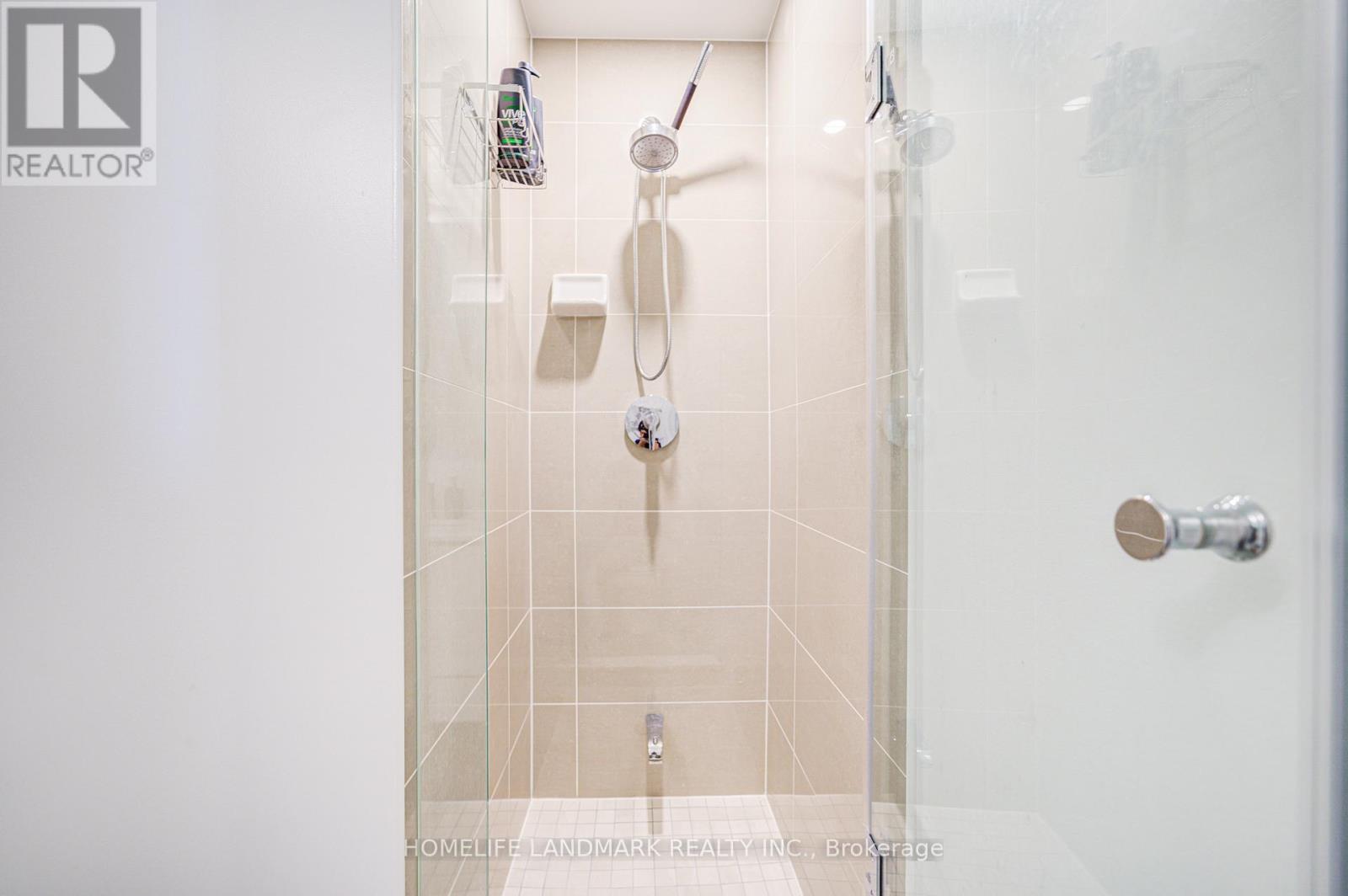 Photo 22 of 2709 105 Oneida Crescent, Richmond Hill ON