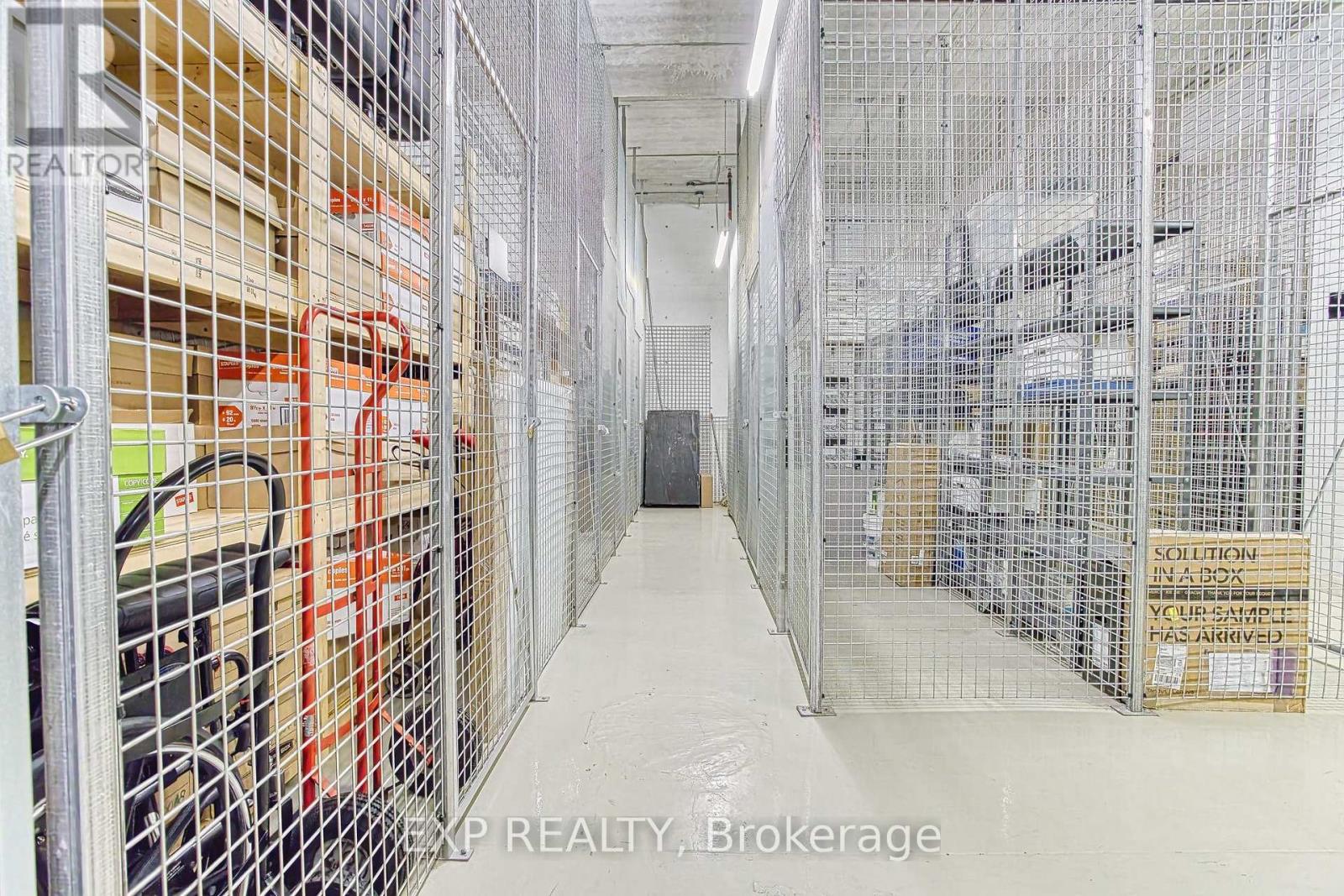 Photo 15 of 105 980 Fraser Drive, Burlington ON