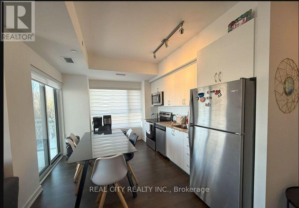 Photo 4 of 409 56 Lakeside Terrace, Barrie ON