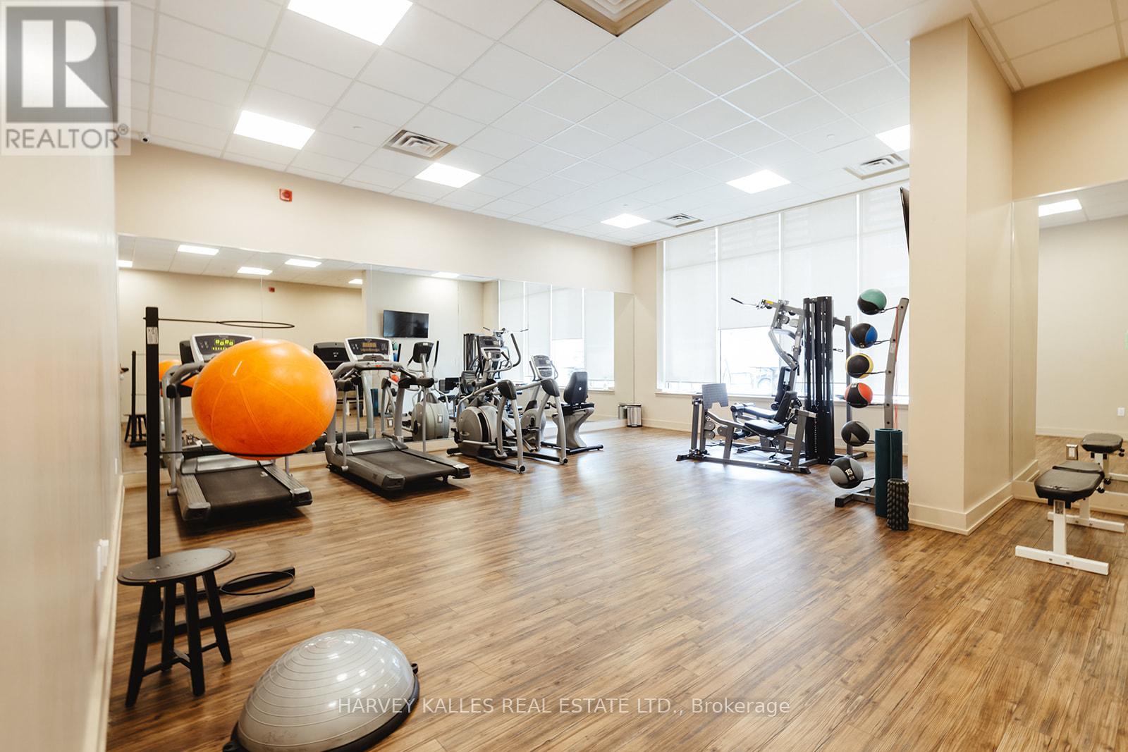 Photo 45 of 227 216 Oak Park Boulevard, Oakville ON