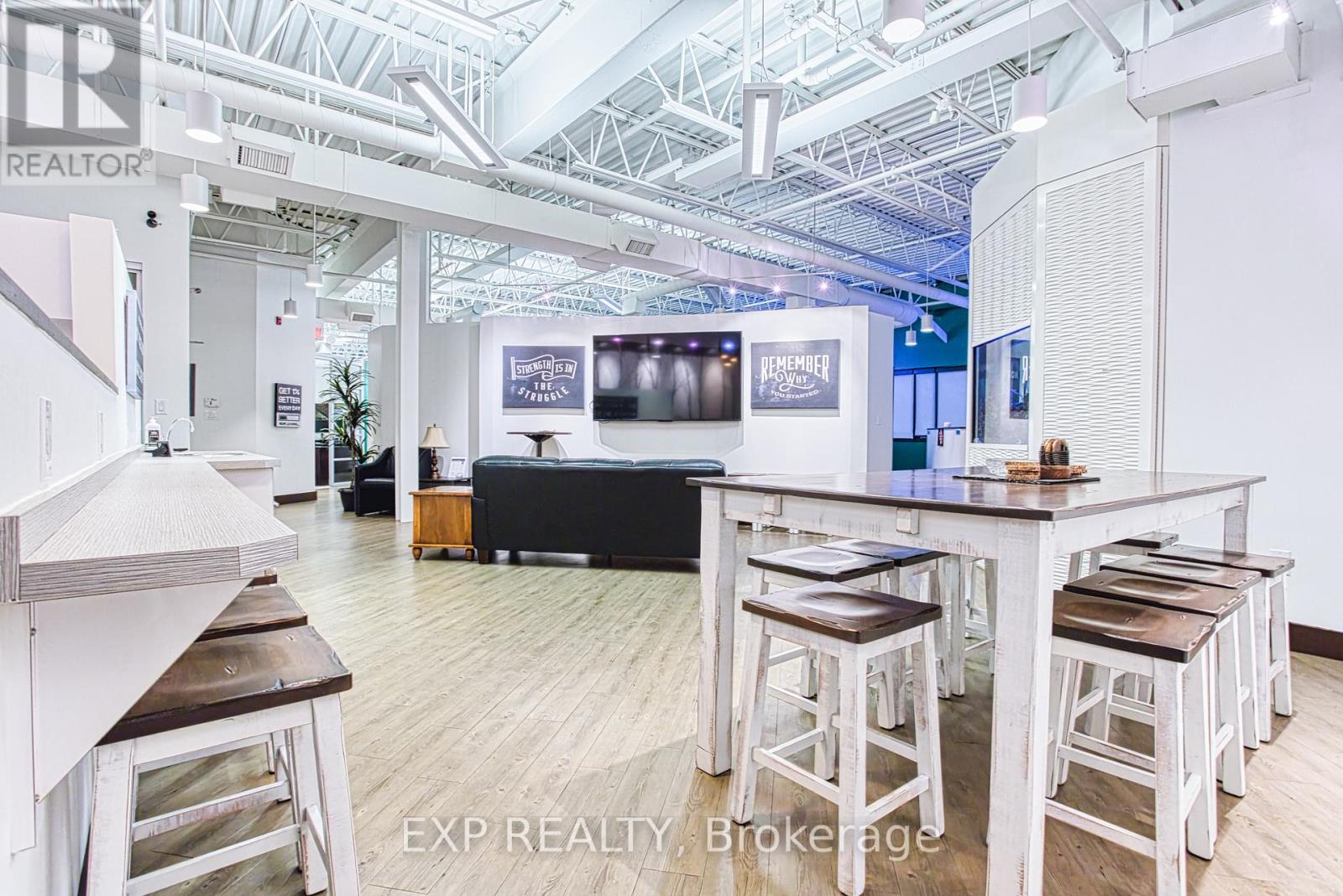 Photo 40 of 105 980 Fraser Drive, Burlington ON
