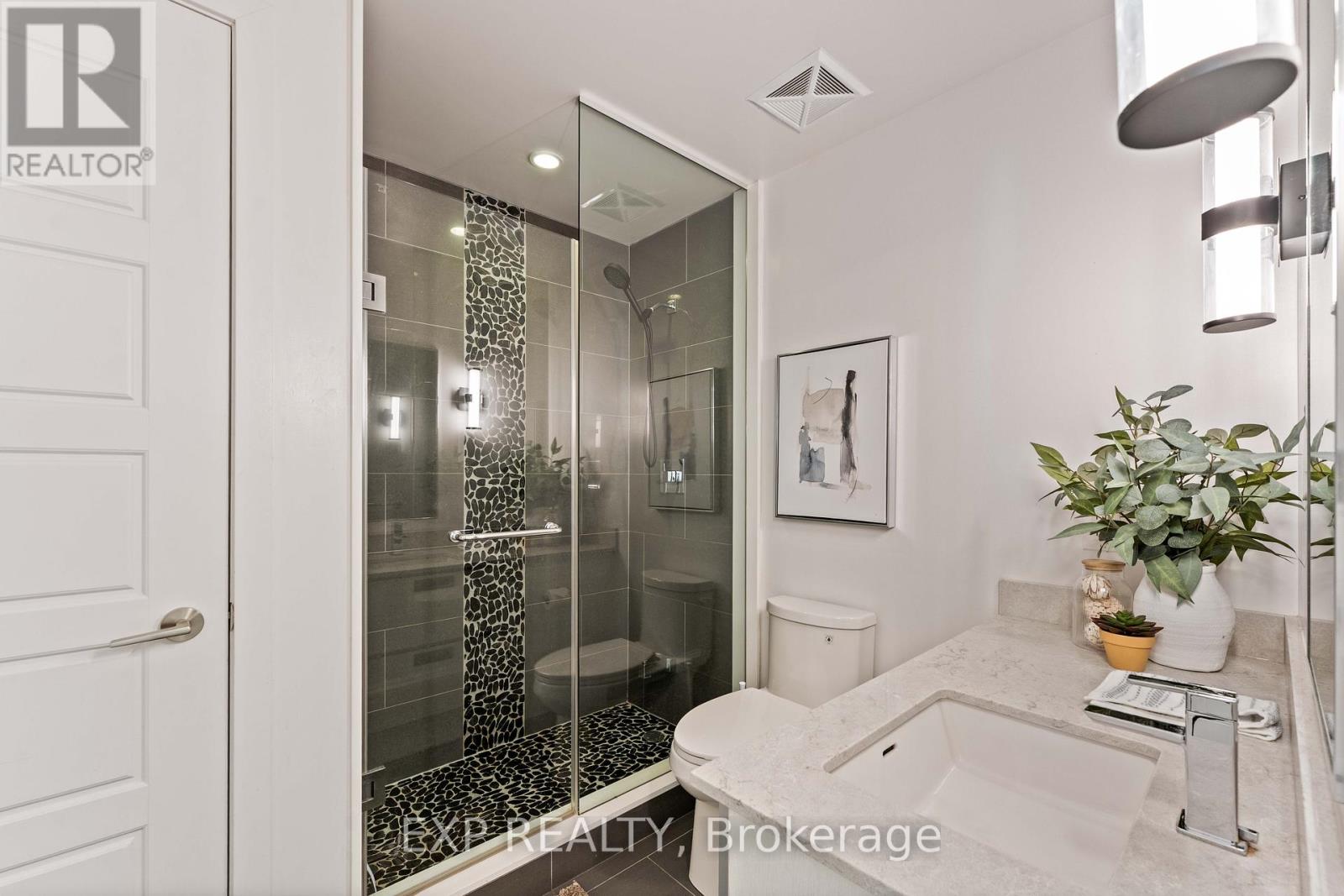 Photo 12 of 31 247 Broward Way, Innisfil ON