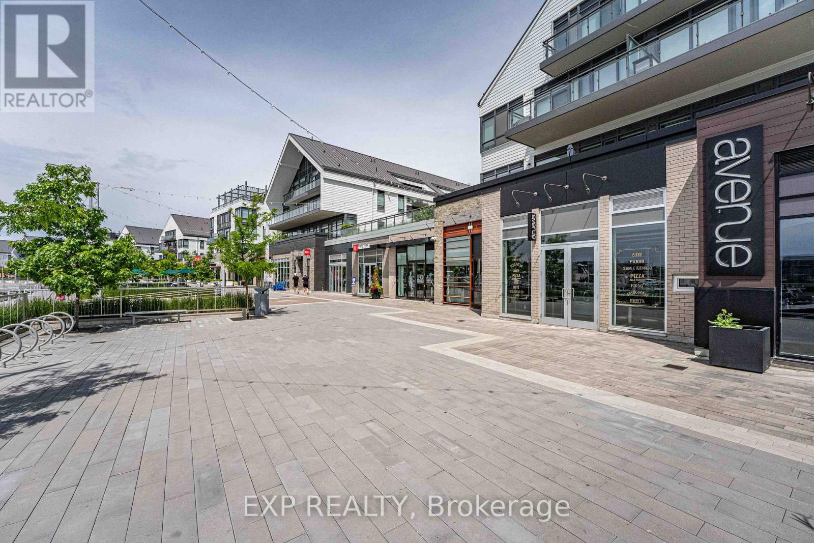Photo 27 of 31 247 Broward Way, Innisfil ON