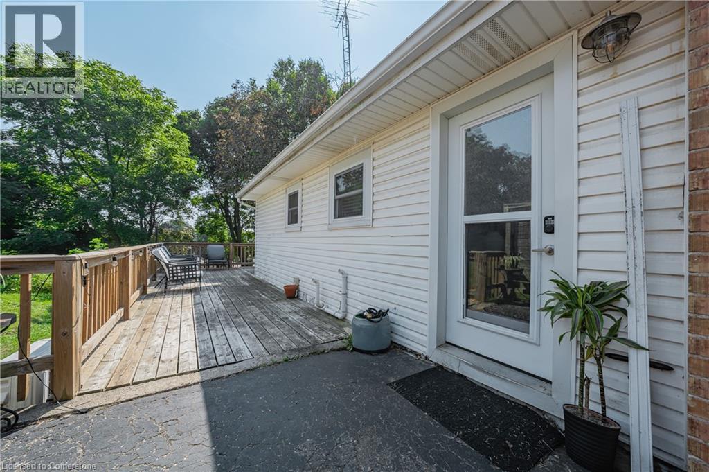 Photo 33 of 97 Berkley Road, Cambridge ON