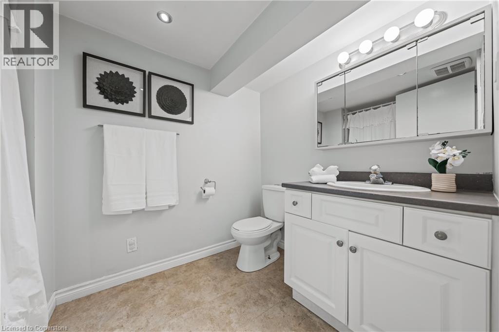 Photo 15 of 97 Berkley Road, Cambridge ON