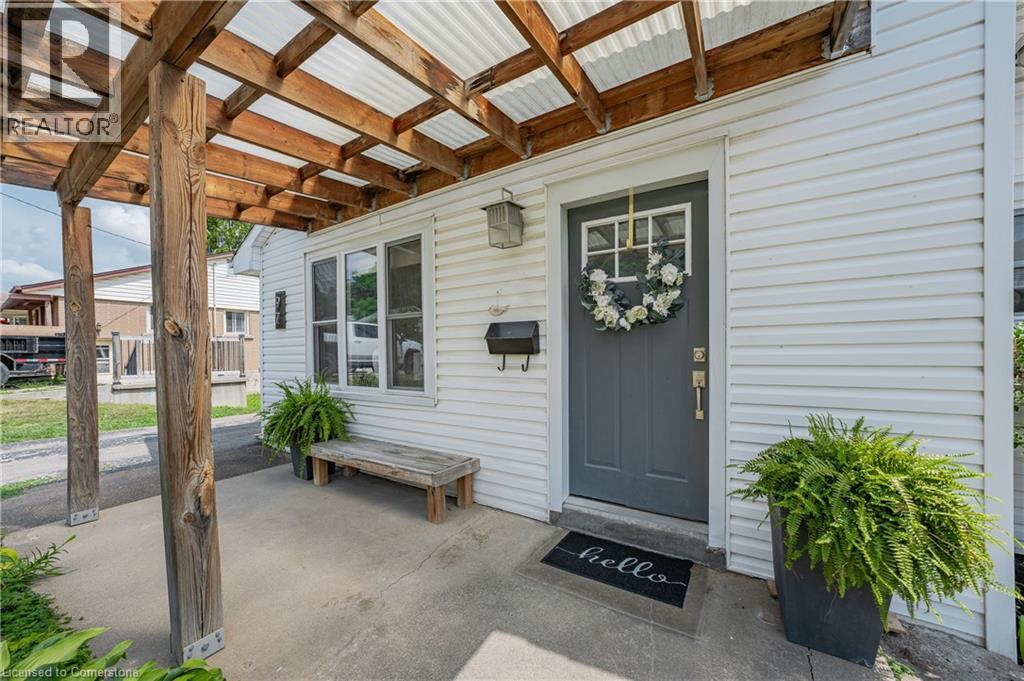 Photo 21 of 97 Berkley Road, Cambridge ON