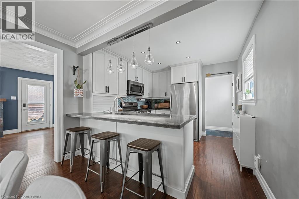 Photo 49 of 97 Berkley Road, Cambridge ON