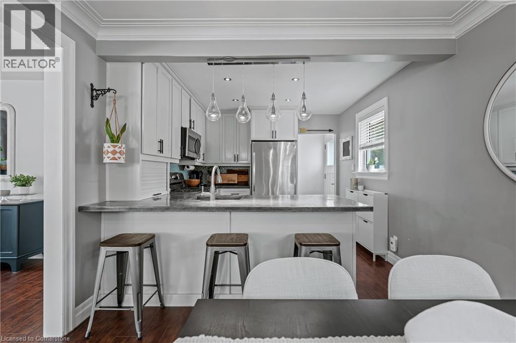 Photo 11 of 97 Berkley Road, Cambridge ON