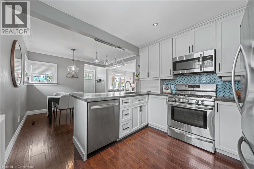 Photo 36 of 97 Berkley Road, Cambridge ON