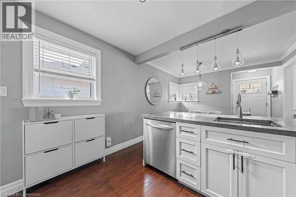 Photo 16 of 97 Berkley Road, Cambridge ON