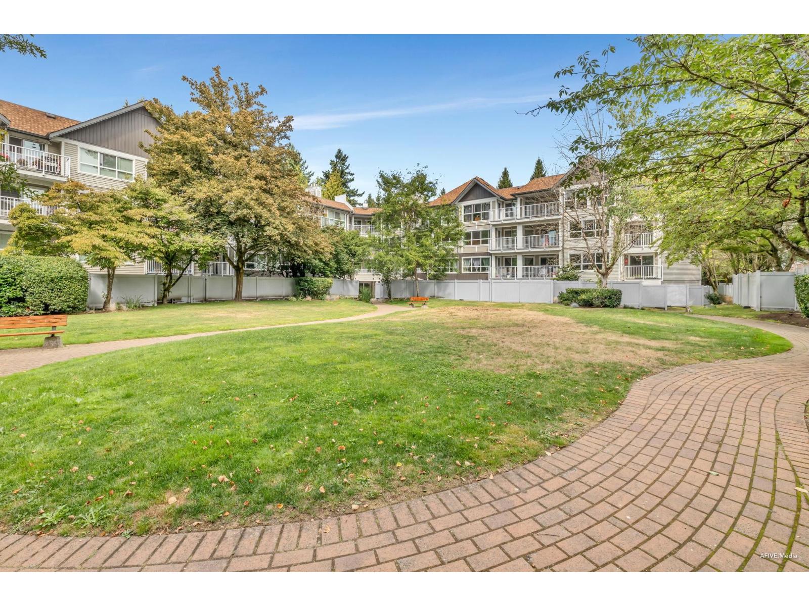 Photo 29 of 321 9688 148 Street, Surrey BC