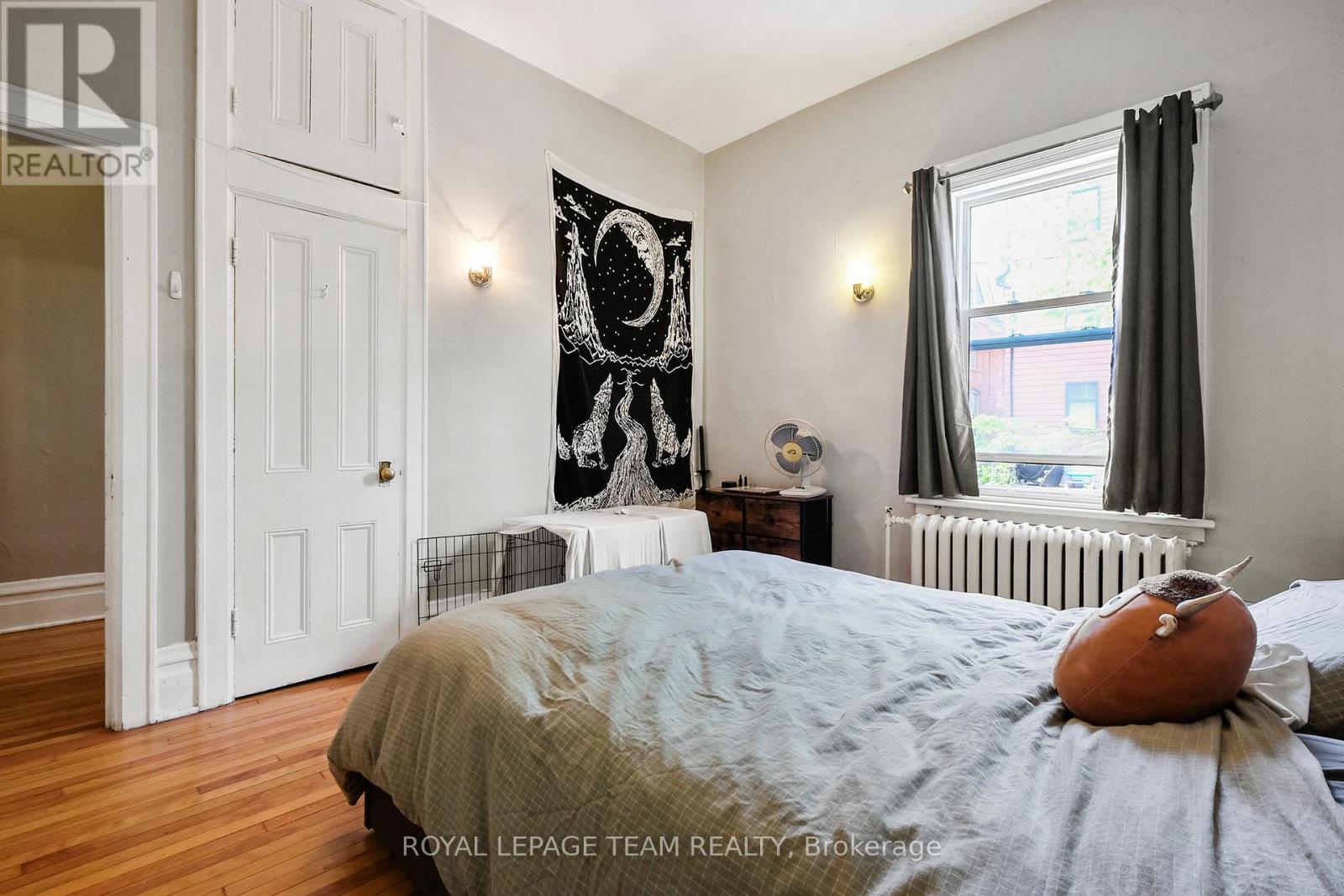 Photo 24 of 305 Waverley Street, Ottawa ON