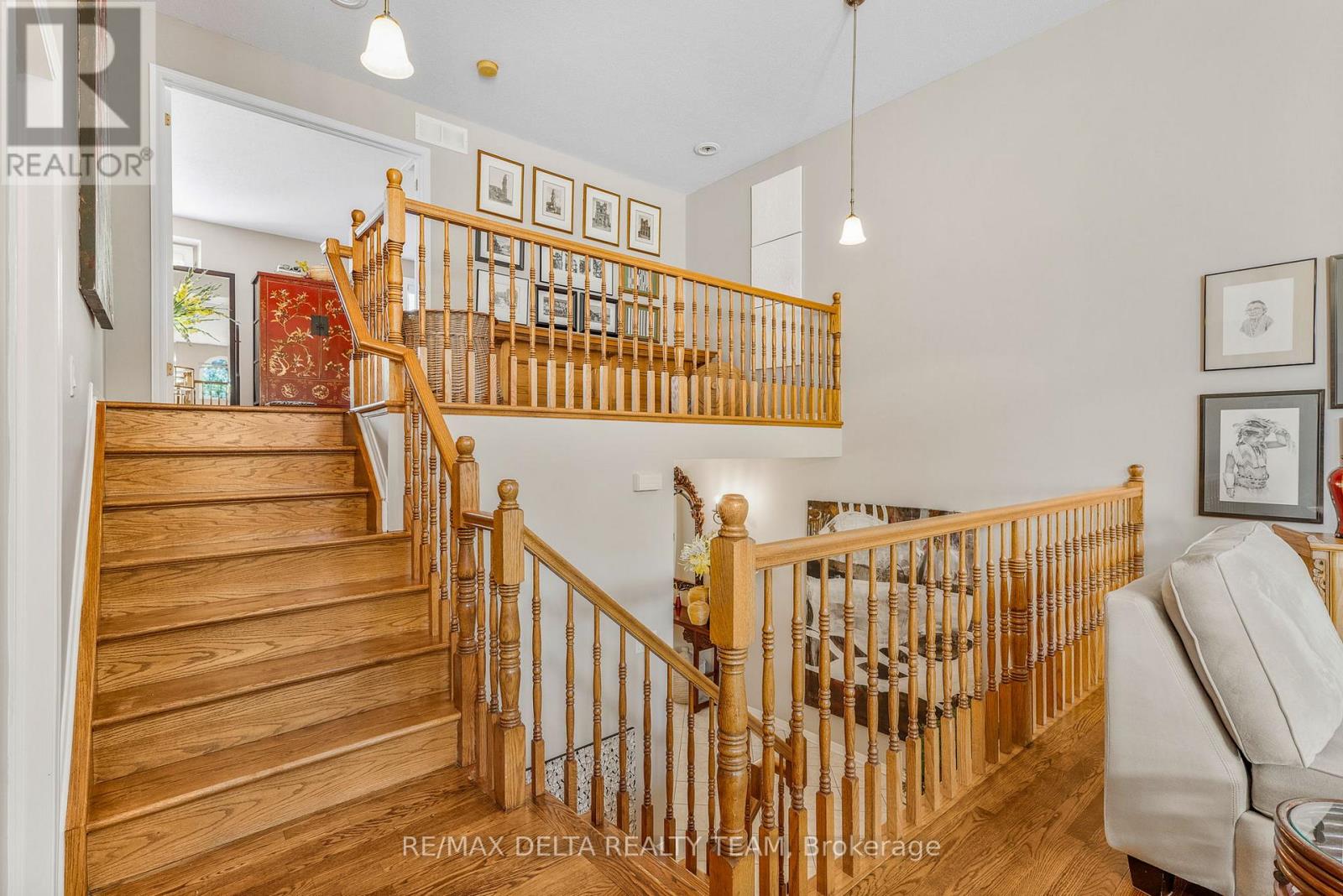 Photo 23 of 116 Gladeview Private, Ottawa ON