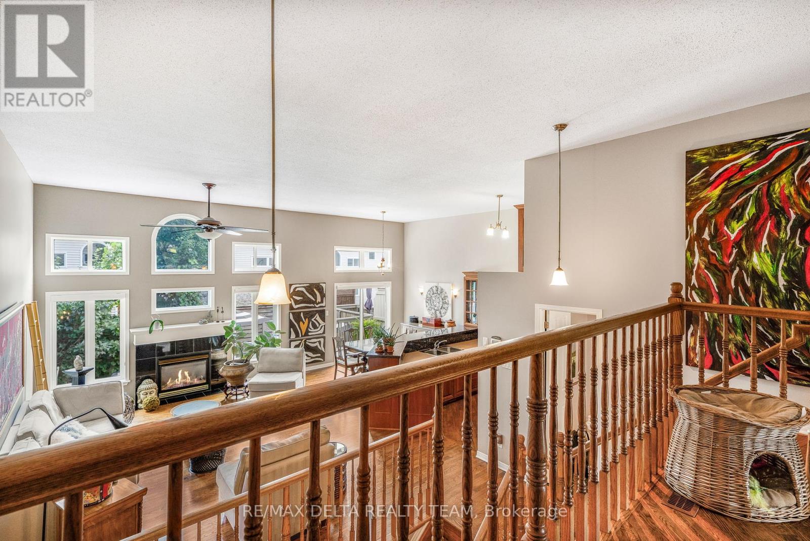Photo 8 of 116 Gladeview Private, Ottawa ON