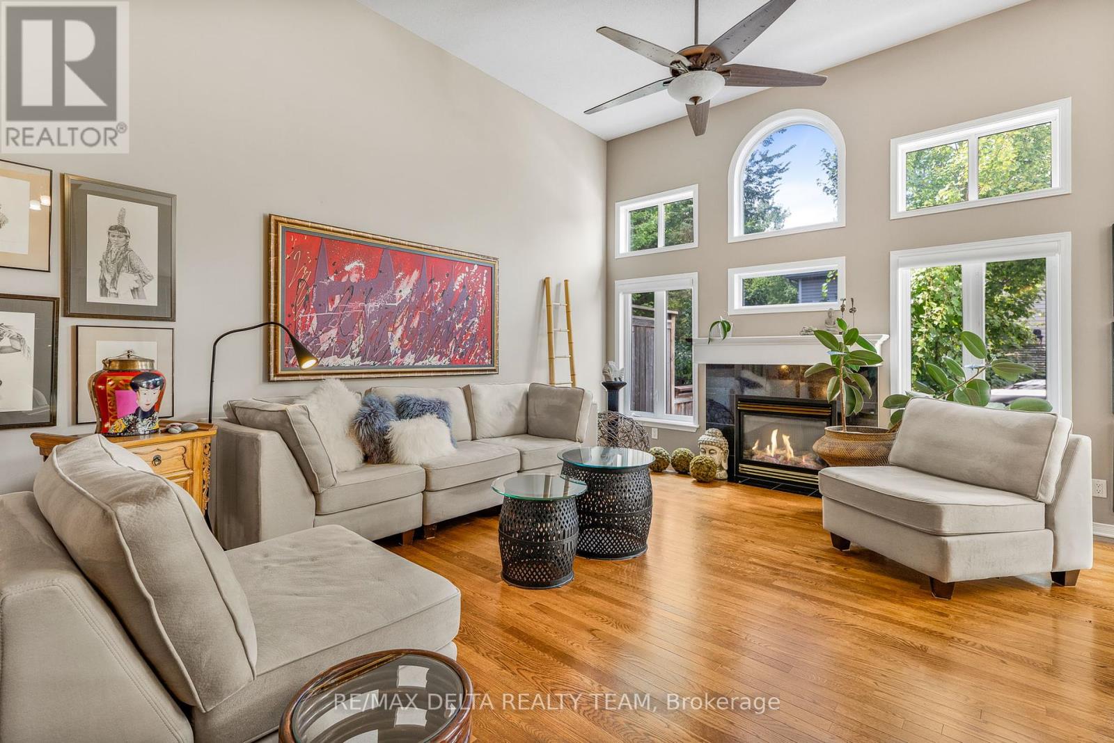 Photo 15 of 116 Gladeview Private, Ottawa ON