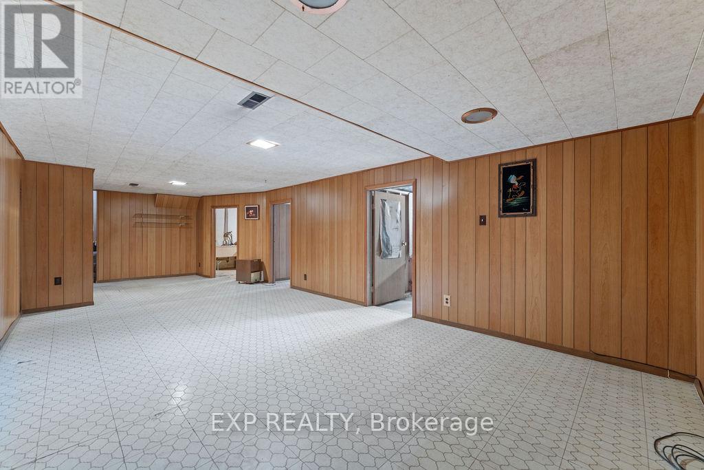Photo 31 of 2536 Roman Avenue, Ottawa ON