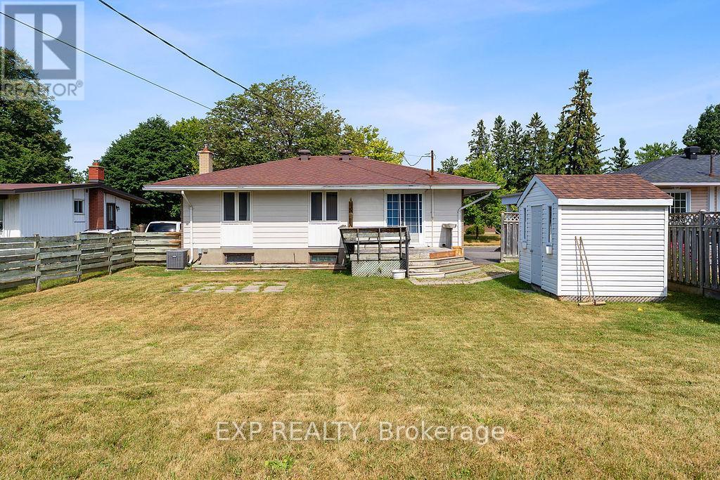 Photo 7 of 2536 Roman Avenue, Ottawa ON