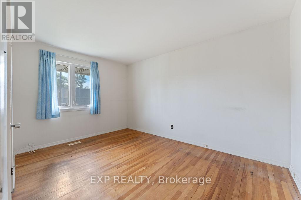 Photo 26 of 2536 Roman Avenue, Ottawa ON