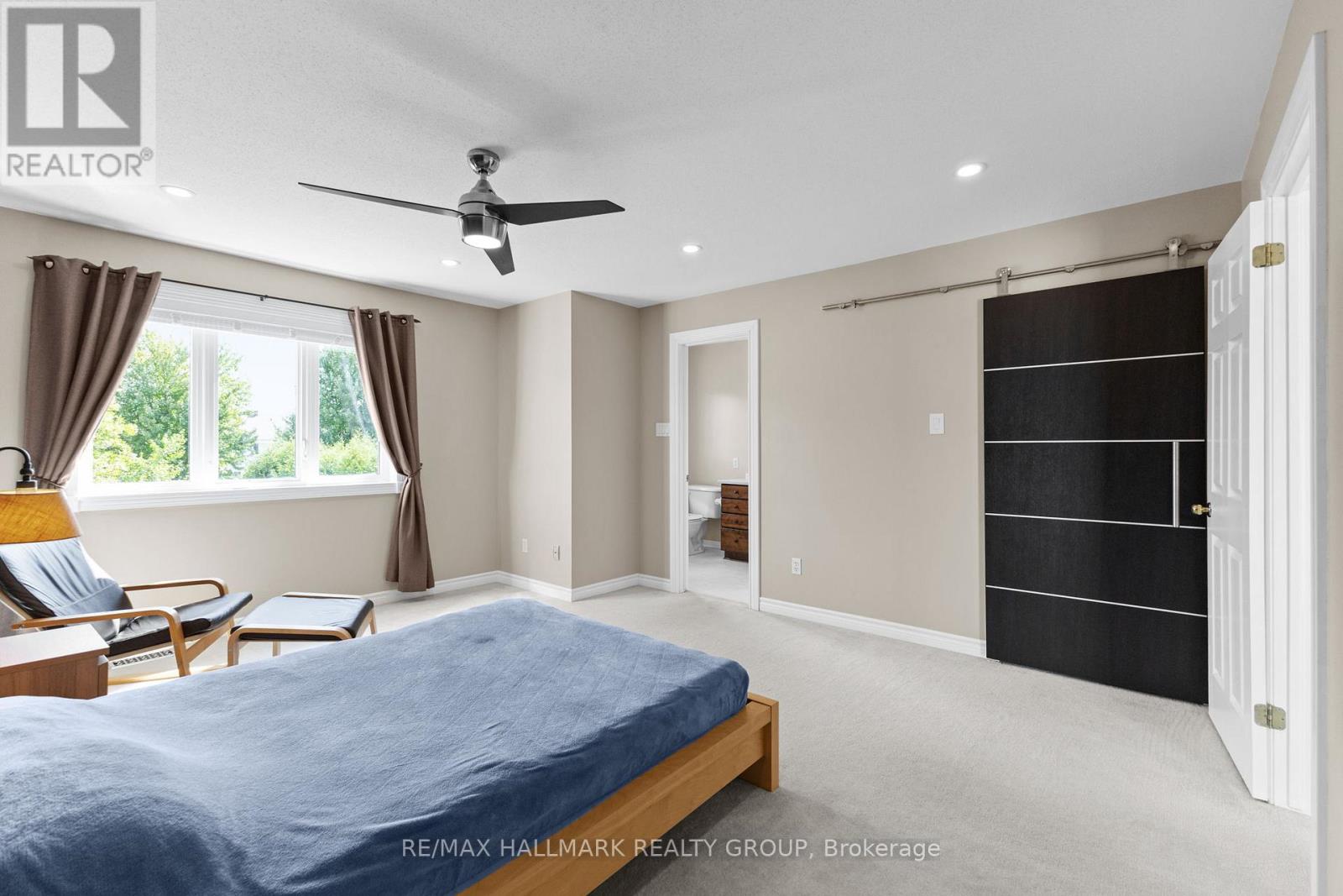 Photo 10 of 2213 Brockstone Crescent, Ottawa ON